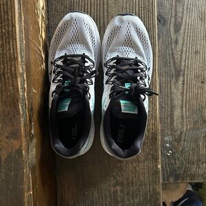 Nike Winflo women’s running shoes. Size 10